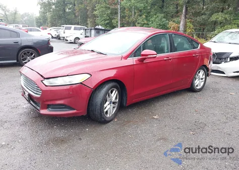 2013 Ford Fusion Se z USA, uszkodzony, nr VIN 3FA6P0HR0DR284945